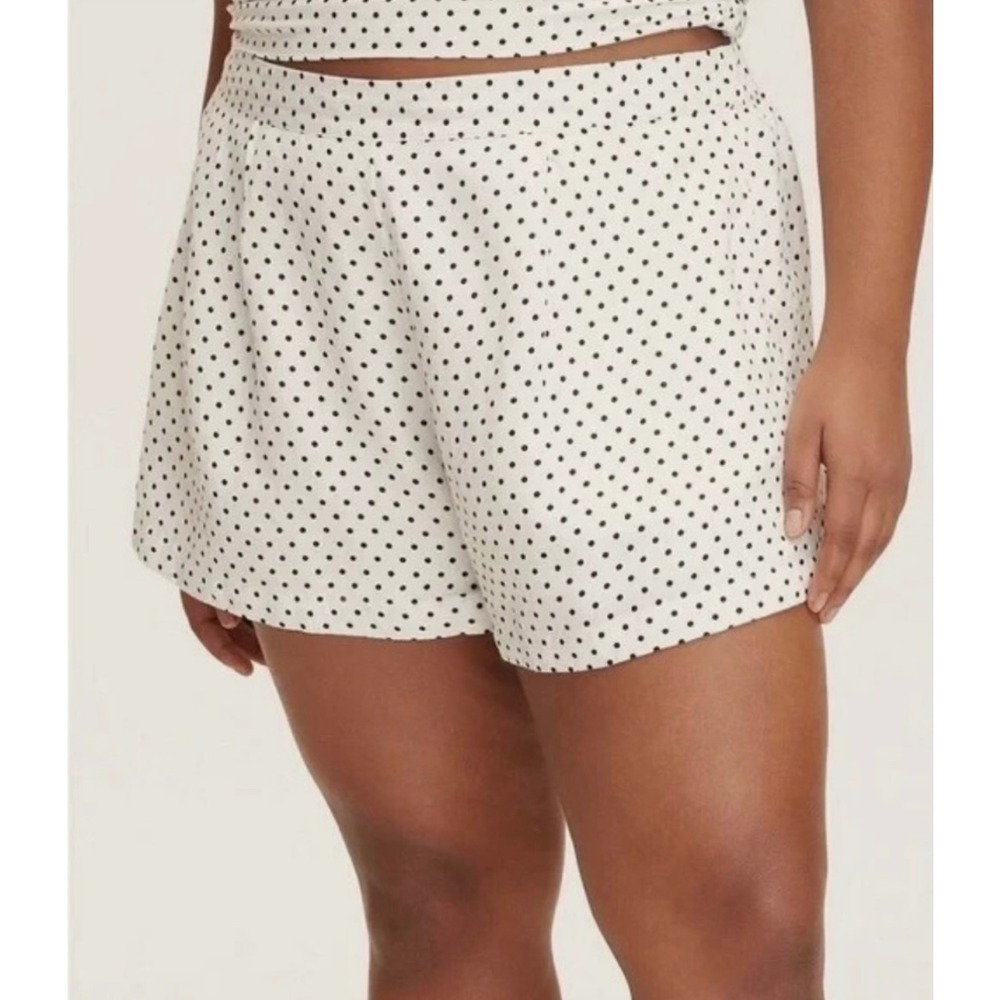 Kate Spade X Target Shorts Womens XXL White Black EUC Polka Dot Linen Blend